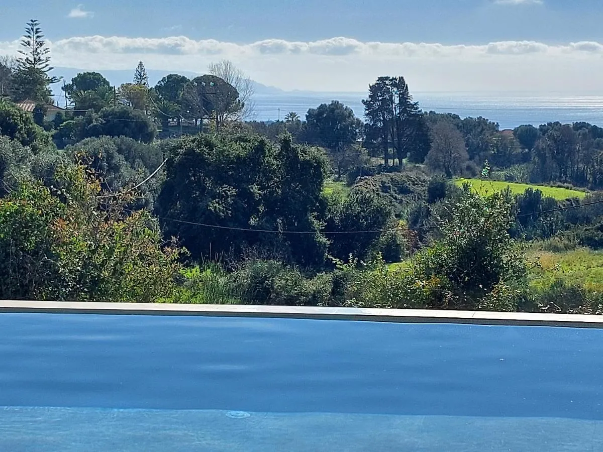 Elaiopetra Kefalonia - Stonehouse Hideaway With Pool - Modern Luxury With Serene Sea And Mountain Views Metaxáta 0*,  Grécia